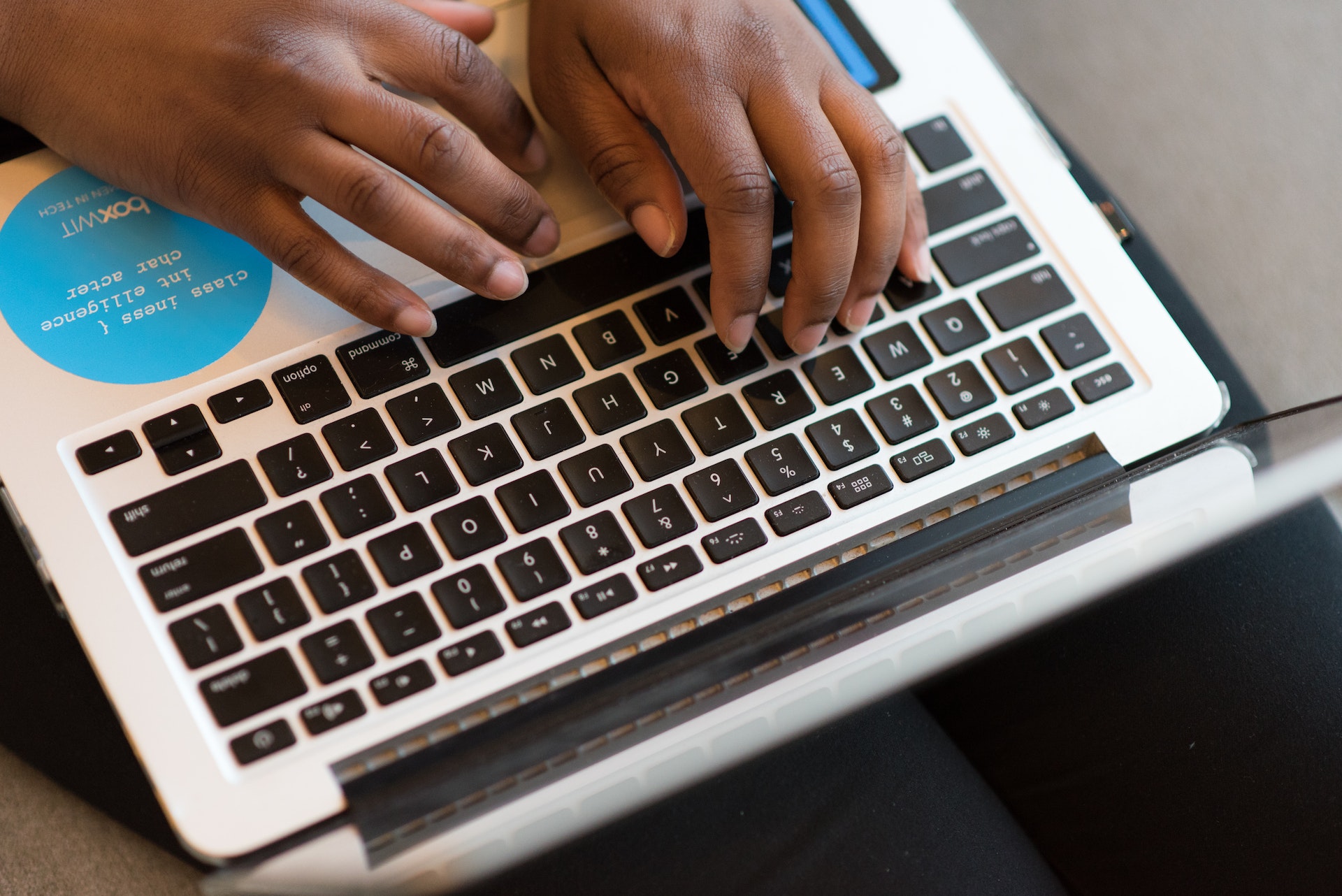 How To Build A Website That Attracts Traffic and New Customers